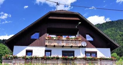 Familienferienwohnung mit Doppelschlafzimmer, Stockbett und Schlafsofa