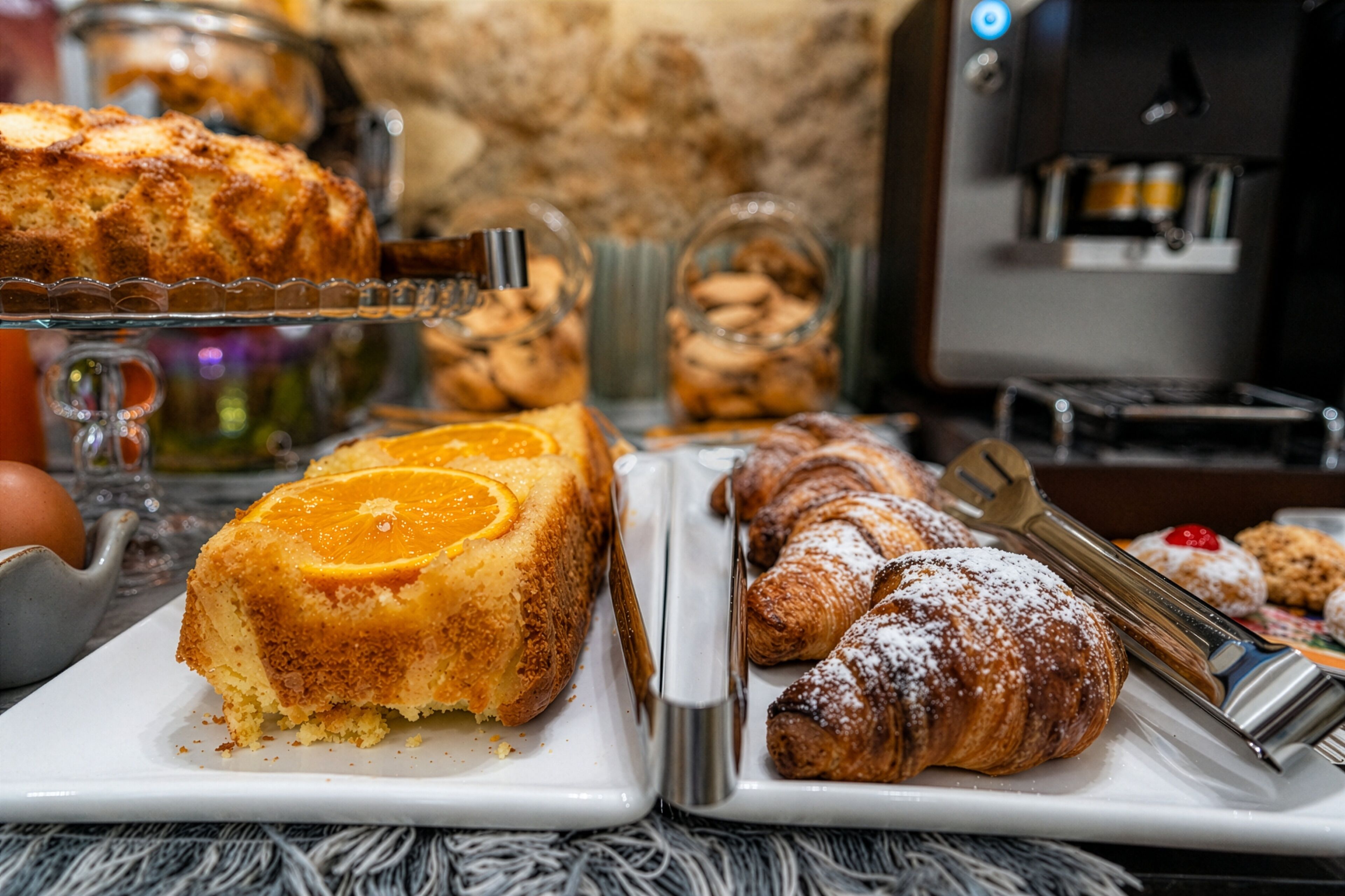 Free daily buffet breakfast
