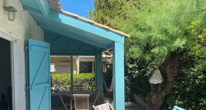 Maison à 300 m de la plage, avec extérieur trÚs agréable