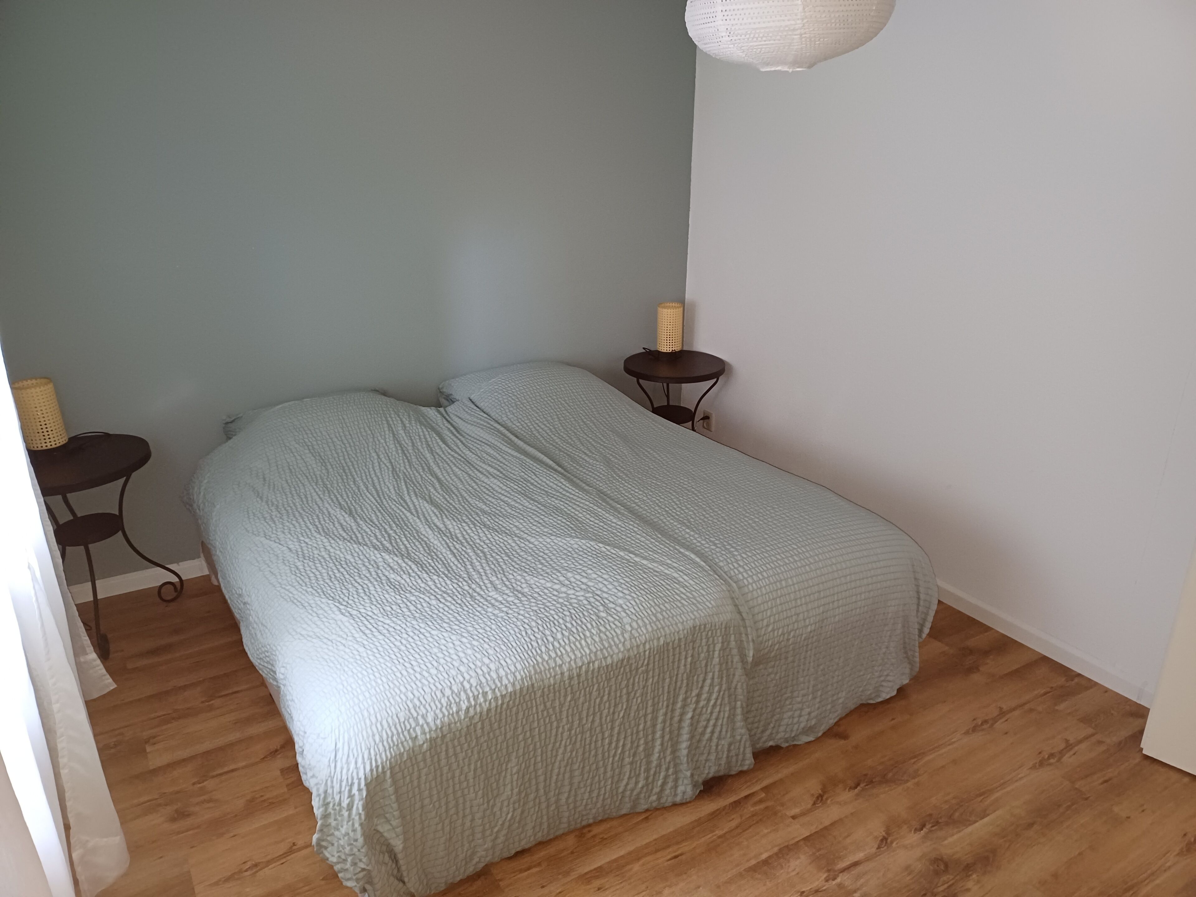 2 makuuhuonetta, Wi-Fi, vuodevaatteet