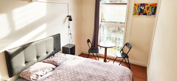 Økonomi-dobbeltrom, byutsikt | Individuelt dekorert og wi-fi (inkludert)