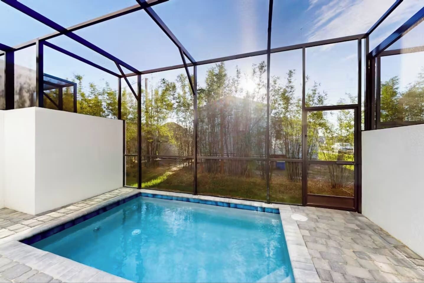 Chick 5BR Oasis w/Pool, Near Disney & Universal