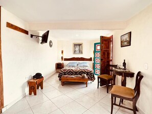1 bedroom, down comforters, individually decorated - Hostal IntiLuna (Salento)