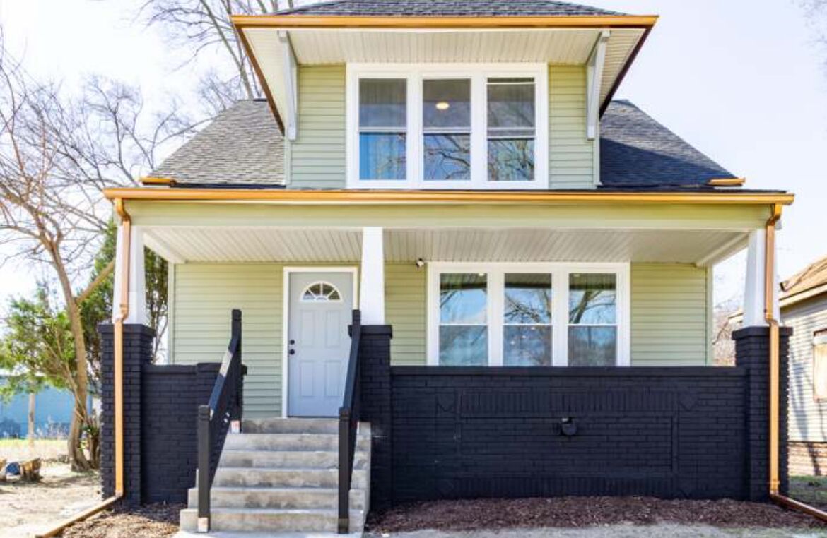 Famous 4 bed, 2 bath HGTV renovated house, close to Ferndale and Hazel Park