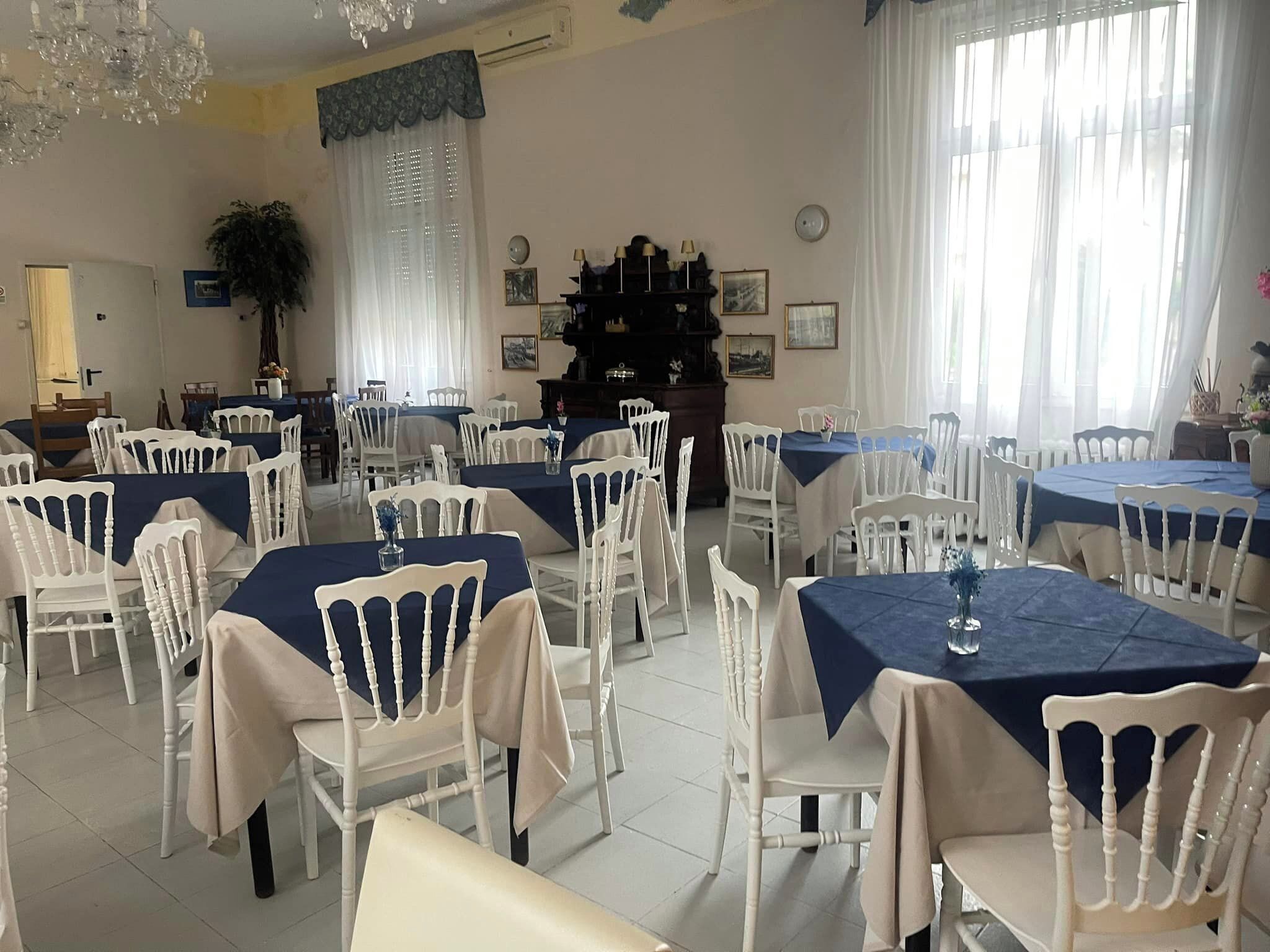 Habitación, 1 habitación, para fumadores, balcón | Salón de banquetes