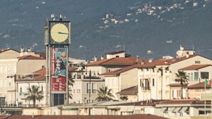 Unclassified image, 3 of 7, button - Room-viareggio Rooms Facing the sea (Viareggio)