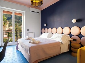 City Room | Desk, laptop workspace, iron/ironing board, free WiFi - Relais Mirage Sorrento (Sorrento)