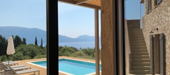 Evreti DREAMHOUSE Stone House With Private Pool & Sea View. A Paradise on Earth!