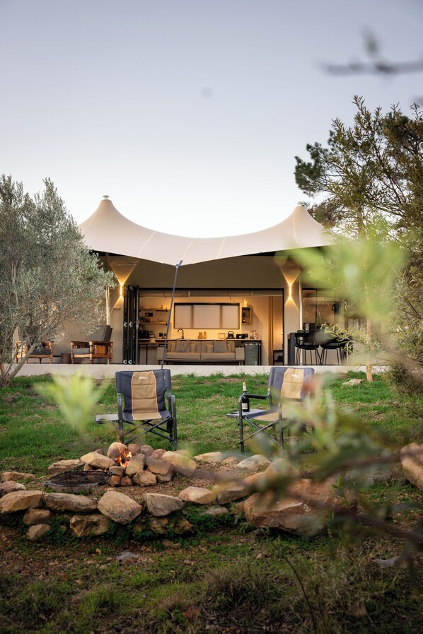 Terrace/patio - Wagyu Mountain Lodges (Paarl)