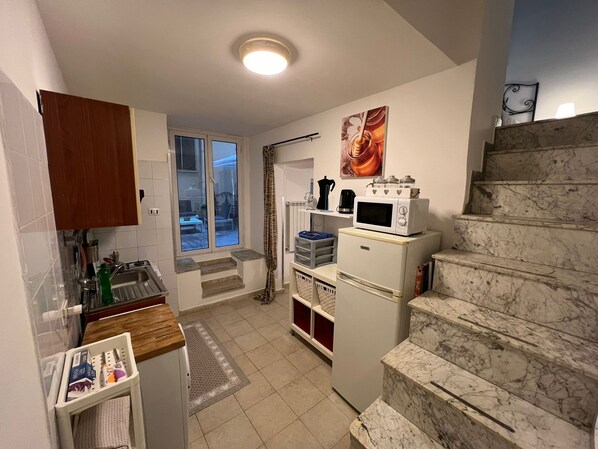 Microwave, oven, stovetop