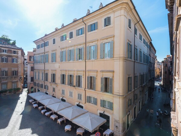 Exterior - LA CASETTA near Campo de Fiori (Roma)