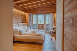 3 bedrooms, premium bedding, free WiFi, bed sheets - Sissi s green Chalets (Leutasch)