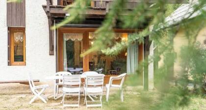 Beautiful and spacious mountain chalet in Queyras - Abriès. Pet friendly!