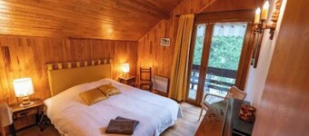 Beautiful and spacious mountain chalet in Queyras - Abriès. Pet friendly!