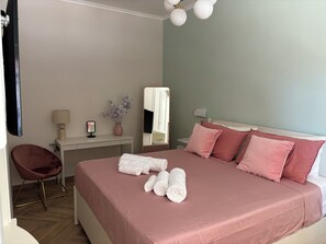 2 chambres, bureau, fer et planche à repasser, Wi-Fi