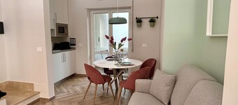 Luxury Central Apartment near the port [Corso Marconi Boutique Apartment]