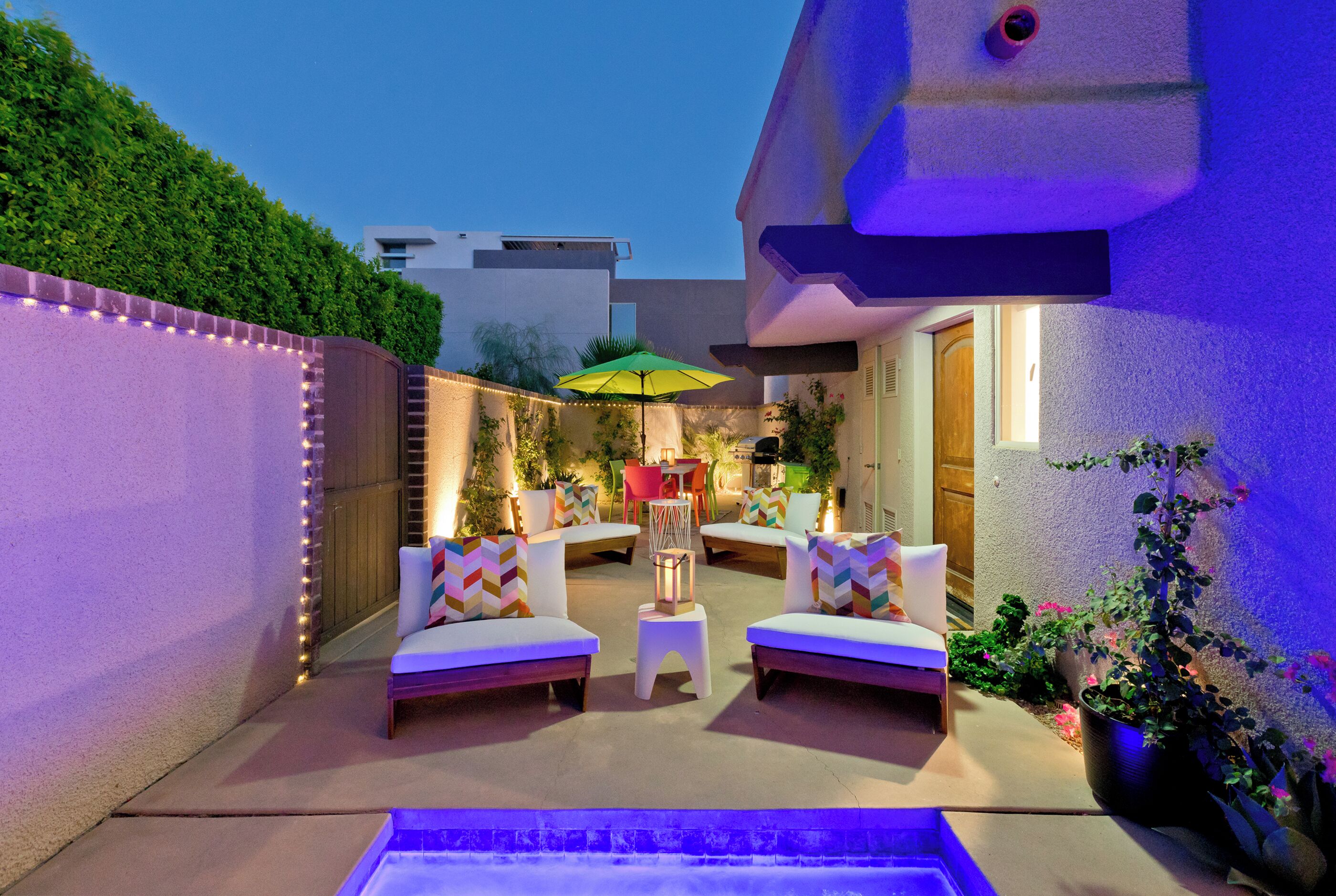 New! La Mancha Villa in Downtown Palm Springs.  3bdrm/3bath. Private Spa