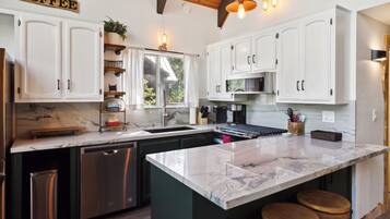 Fridge, microwave, oven, dishwasher