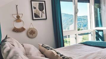 3 多间卧室、办公桌、熨斗/熨衣板、WiFi