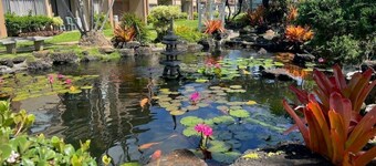 A Welcoming Beachfront 2BR/2BA, Vacation Home, W/D, AC, STEPS TO BEACH!