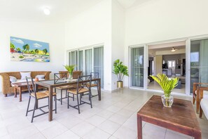 Family Condo, Golf View | Teres/patio