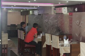 Restaurant - Gokul Plaza (Bhubaneshwar)