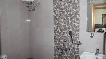 Standard Double Room | Bathroom | Shower, rainfall showerhead, designer toiletries, bathrobes
