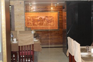 Restaurant - Gokul Plaza (Bhubaneshwar)