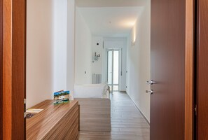 Apartment | Iron/ironing board, free WiFi