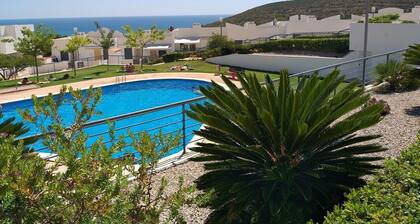 Apartamento con Piscina y Terraza - Ideal Familia