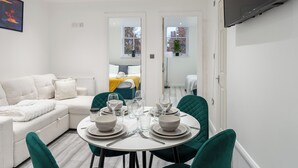 Unclassified image, 3 of 57, button - Beautiful Flat in London- Close to Central London- Canary Wharf- London ExCel (London)
