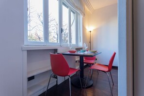 Apartment | In-room dining