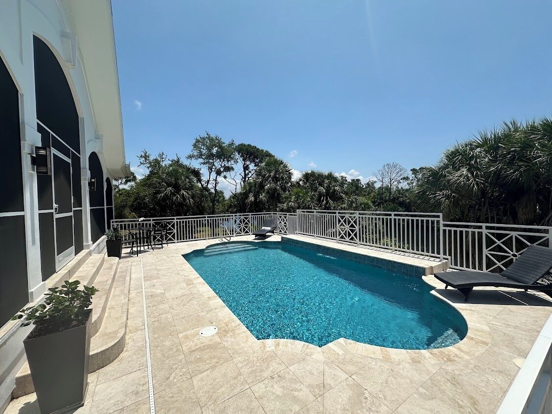 Tropical Getaway in Placida w/Private Pool 1 mile to Boca Grande Causeway