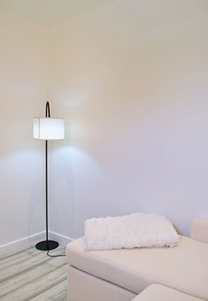 Interior - Luxury One Bedroom Apartment Near Central London - Tower of London (London)