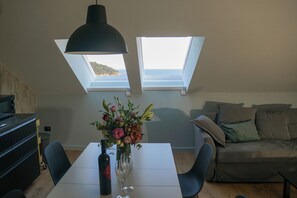 25-cm flat-screen TV with satellite channels, TV - Onyx apartments (Dubrovnik)