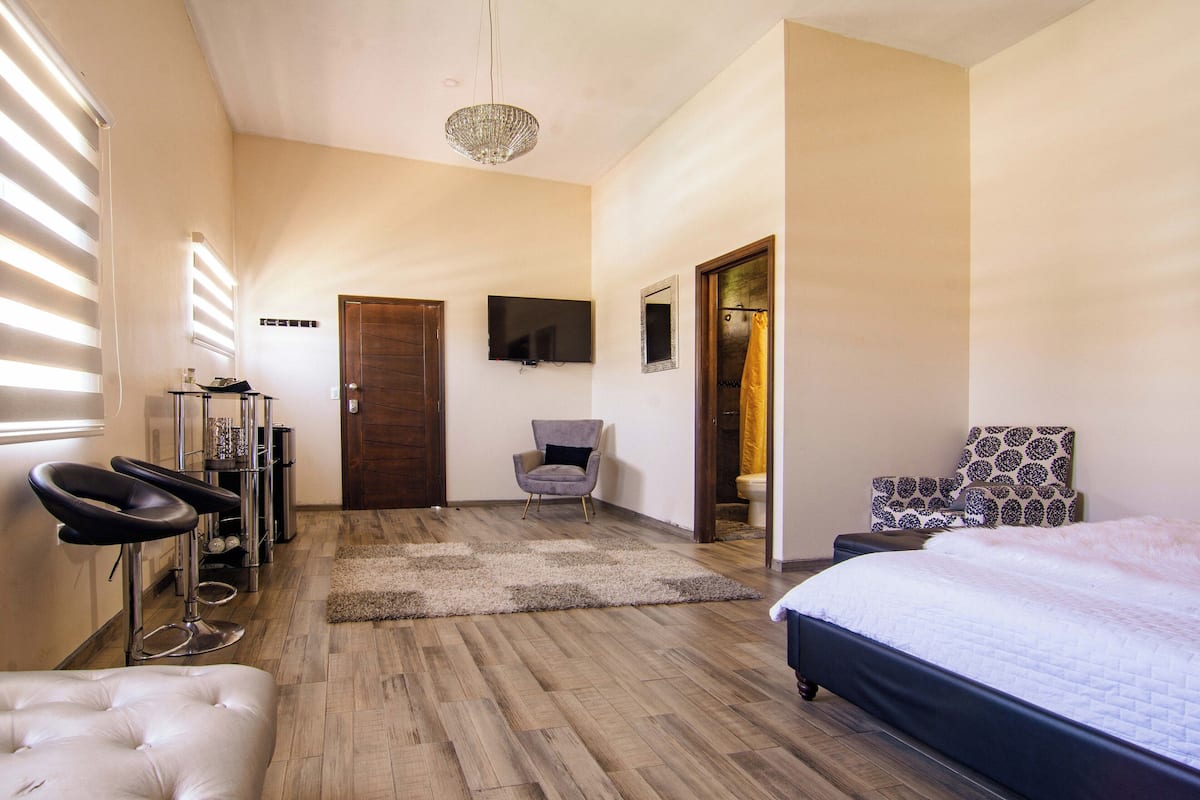 Luxury Room | WiFi (free)