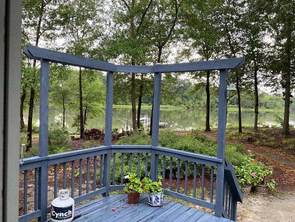 Property grounds - Glebe Creek waterfront home with dock, kayaks, SUP, & lifejackets (Hague)