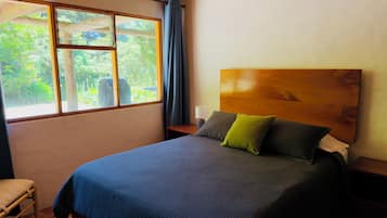 3 habitaciones, tabla de planchar con plancha y wifi gratis