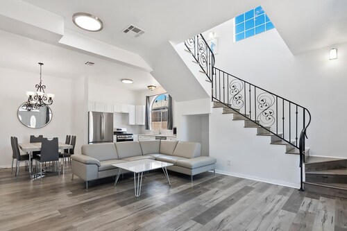 Spacious charming 4-bedroom 2 bath fancy loft near Universal studio/Hollywood-8