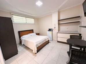 1 dormitori, wifi i roba de llit