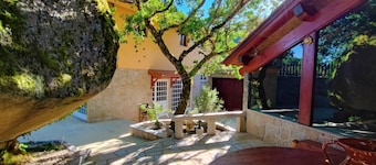 Casa do Penedo | Castro Laboreiro | Peneda-Gerês