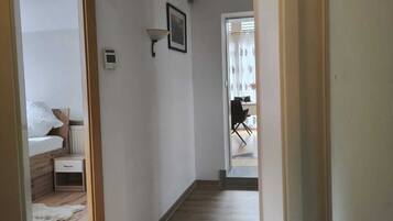 2 Schlafzimmer, Bügeleisen/Bügelbrett, WLAN, Bettwäsche