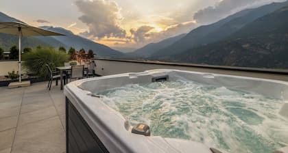 Ortsried-Hof, Apartment Panorama - Dachterrasse mit Whirlpool und Sauna