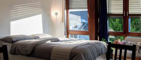 1 bedroom, WiFi, bed sheets