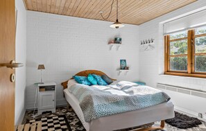 2 soverom, strykejern/-brett og wi-fi (inkludert)