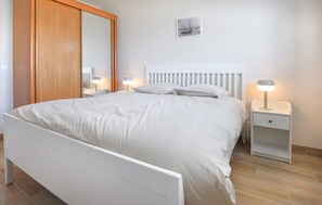 3 soverom, wi-fi (inkludert) og sengetøy