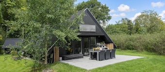 Awesome home in Toftlund with WiFi