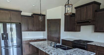 Appleton Country home with AC and Wifi