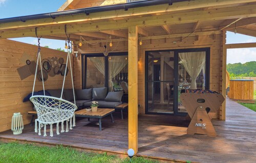 Gorgeous home in Nowe Warpno with sauna