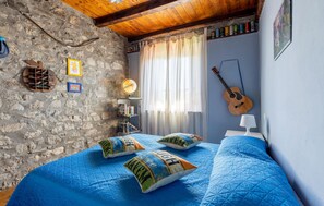 4 slaapkamers, reisbedje, gratis wifi